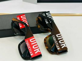 Picture of Dior Sunglasses _SKUfw56968941fw